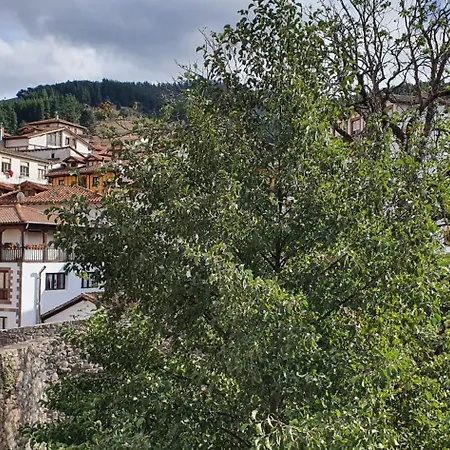 La Riega Del Peral Chalet *