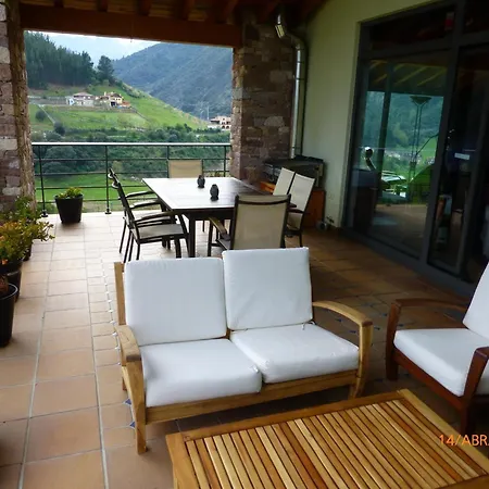 La Riega Del Peral Alpesi faház