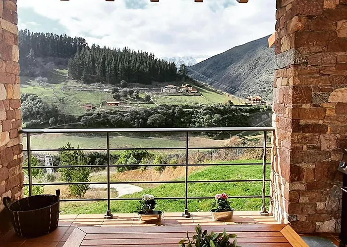 Chalet La Riega Del Peral Ojedo